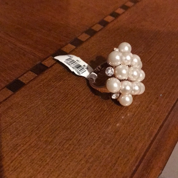 Ring - Picture 4 of 4